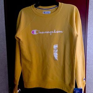 CHAMPION SWEATSHIRT NWT MUSTARD COLOR. SMALL